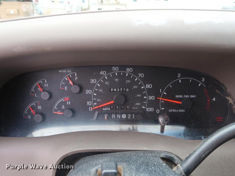 image for item DG3446 2000 Ford F550 Super Duty XL bucket truck