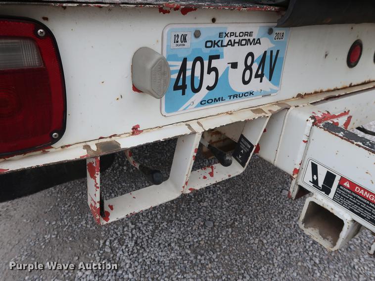 image for item DG3446 2000 Ford F550 Super Duty XL bucket truck