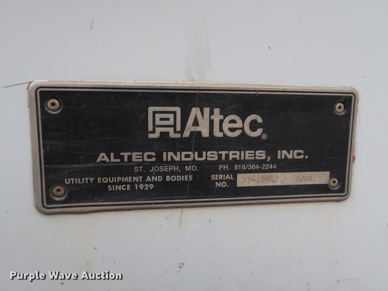 image for item DG3446 2000 Ford F550 Super Duty XL bucket truck