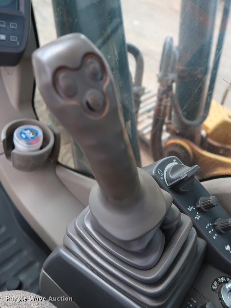 image for item DG4008 2010 John Deere 350D LC excavator