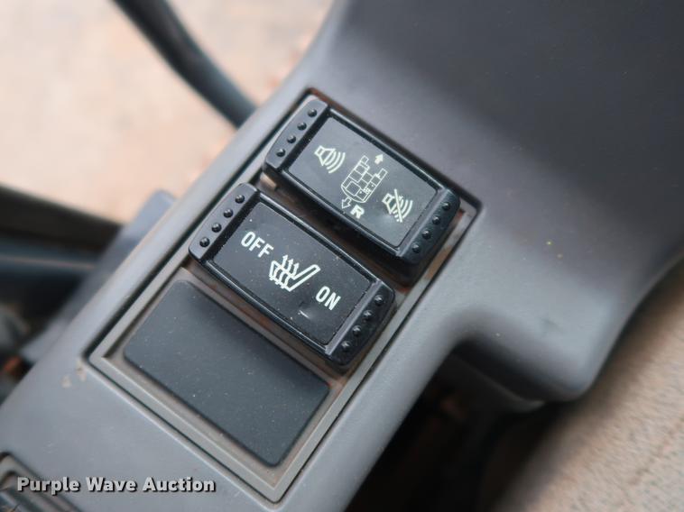 image for item DG4008 2010 John Deere 350D LC excavator