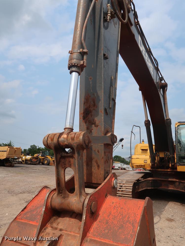 image for item DG4008 2010 John Deere 350D LC excavator