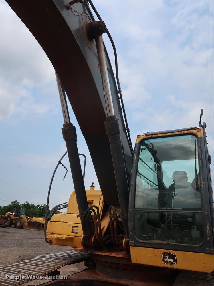 image for item DG4008 2010 John Deere 350D LC excavator