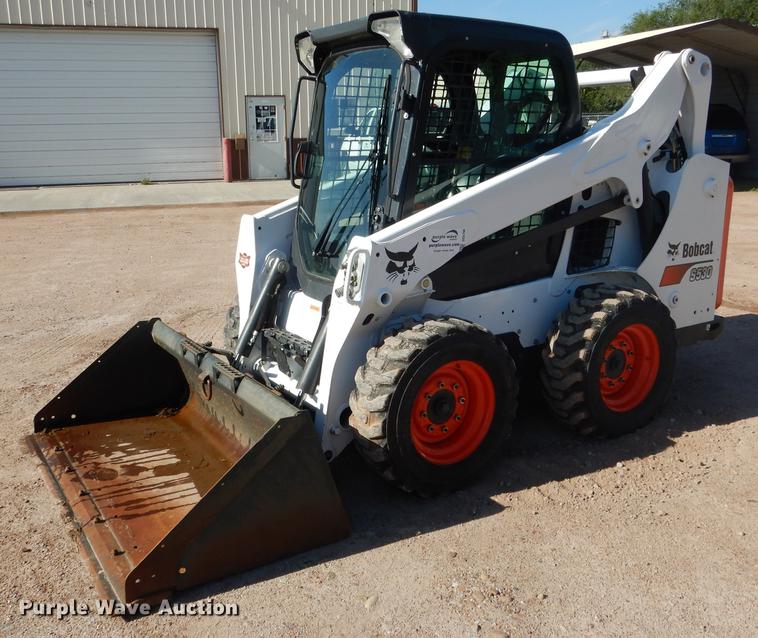 image for item DG5798 2014 Bobcat S530 skid steer