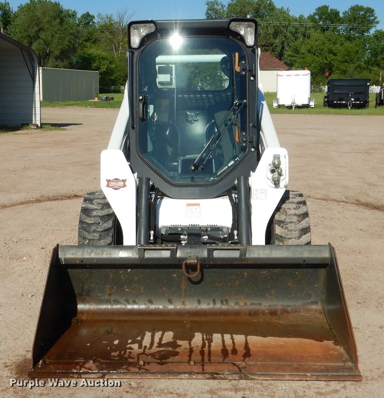 image for item DG5798 2014 Bobcat S530 skid steer