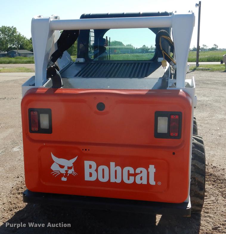 image for item DG5798 2014 Bobcat S530 skid steer