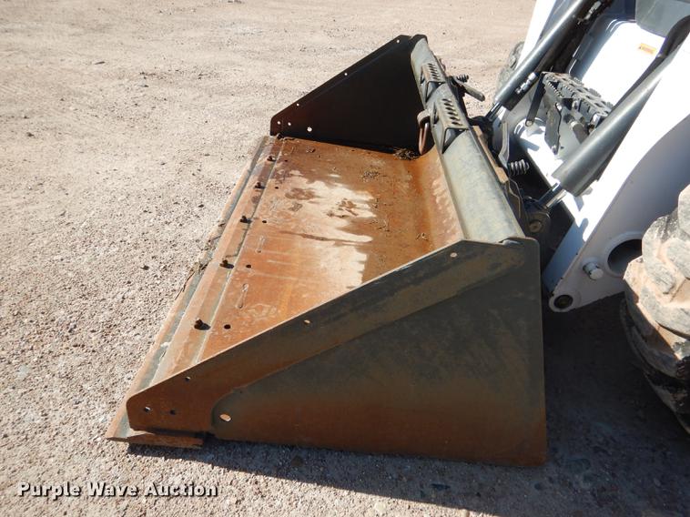 image for item DG5798 2014 Bobcat S530 skid steer