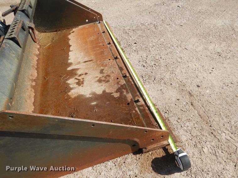 image for item DG5798 2014 Bobcat S530 skid steer