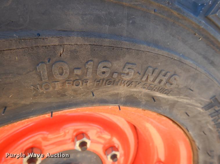 image for item DG5798 2014 Bobcat S530 skid steer