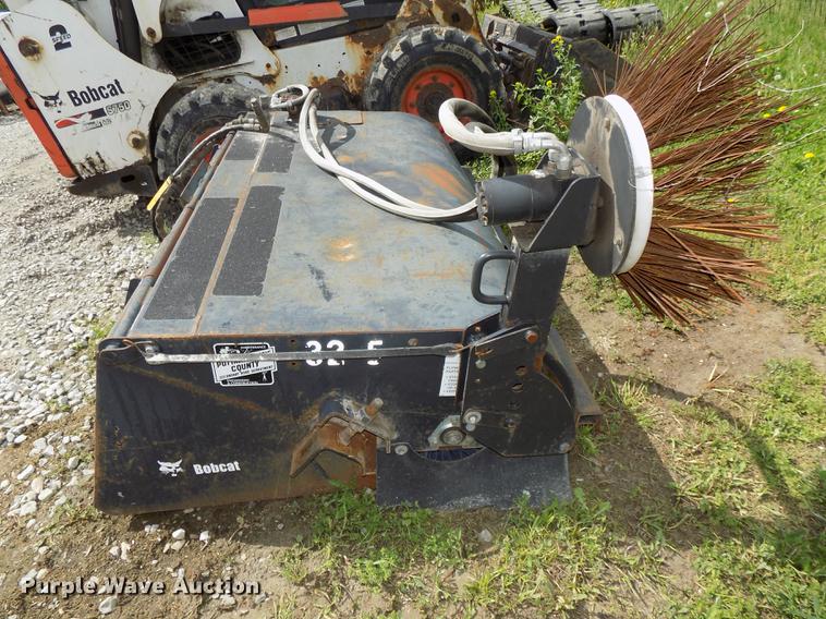 image for item DO9496 Bobcat Sweeper72 skid steer sweeper