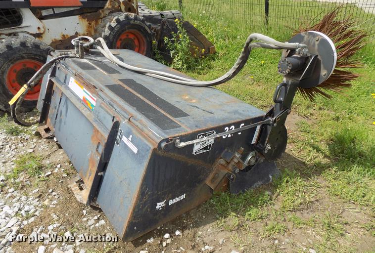 image for item DO9496 Bobcat Sweeper72 skid steer sweeper