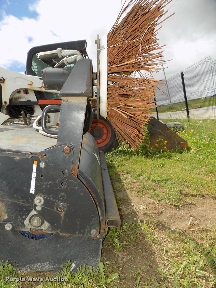 image for item DO9496 Bobcat Sweeper72 skid steer sweeper