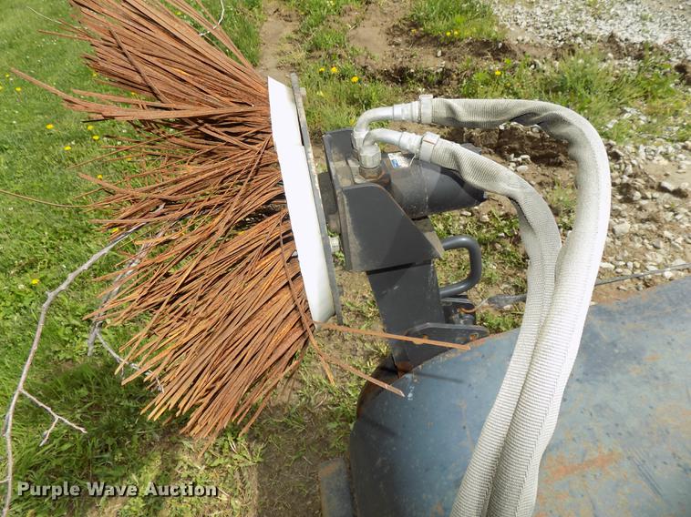 image for item DO9496 Bobcat Sweeper72 skid steer sweeper