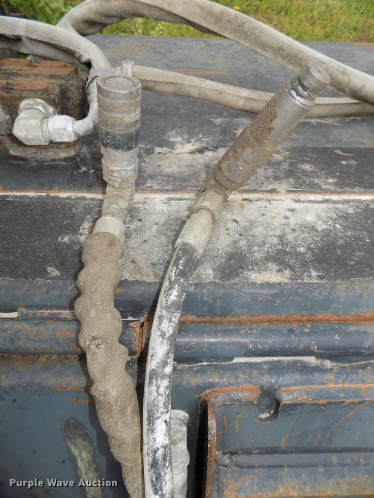 image for item DO9496 Bobcat Sweeper72 skid steer sweeper