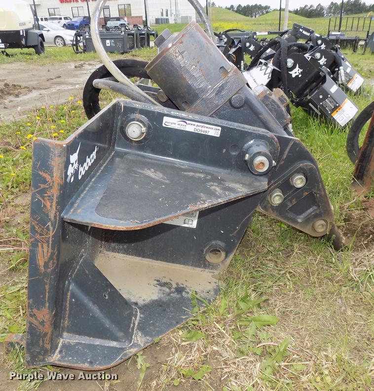 image for item DO9497 Bobcat 2500 breaker