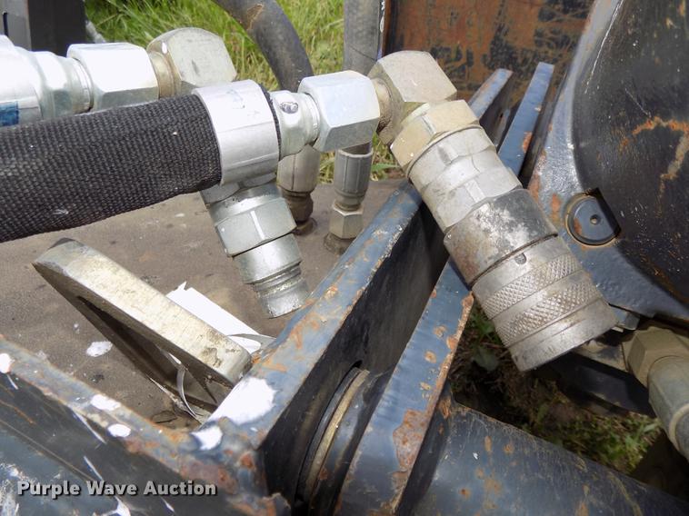 image for item DO9497 Bobcat 2500 breaker