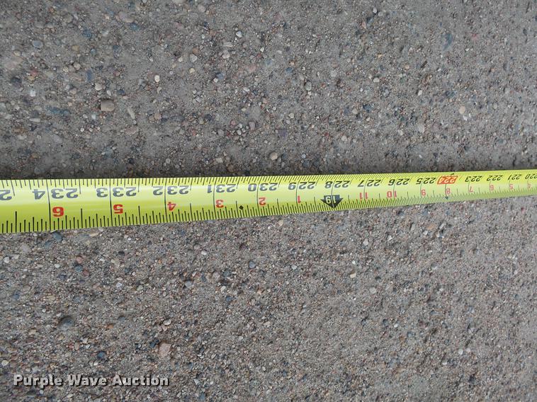 image for item DX9182 1985 Volvo F600 truck cab and chassis