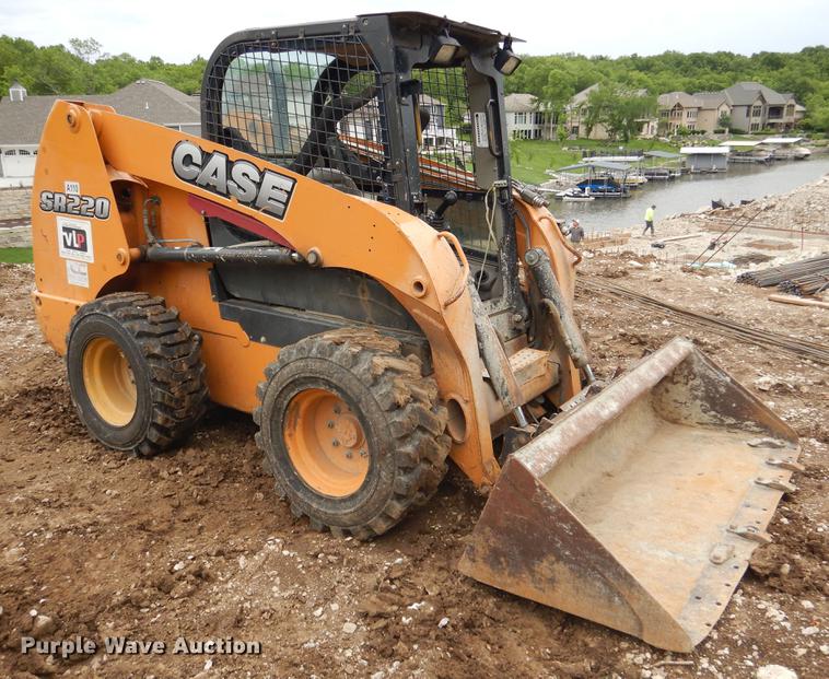 image for item DY9824 2012 Case SR220 skid steer