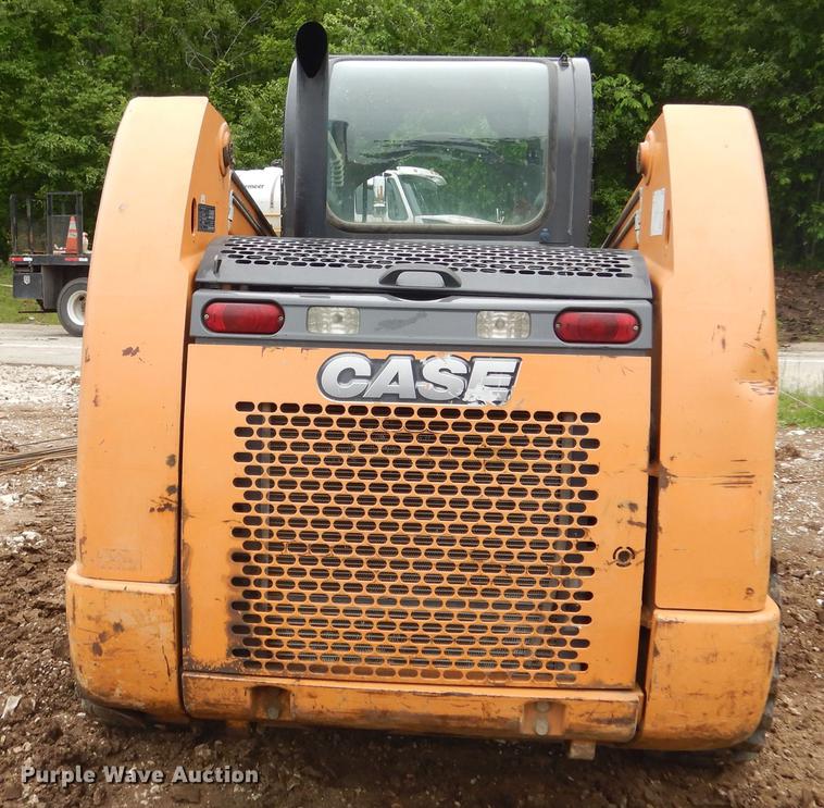 image for item DY9824 2012 Case SR220 skid steer