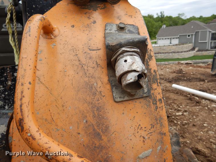 image for item DY9824 2012 Case SR220 skid steer