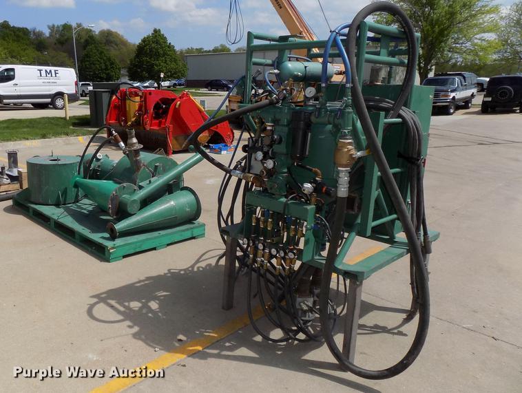 image for item DZ9712 2007 Abrasive Blast sandblaster