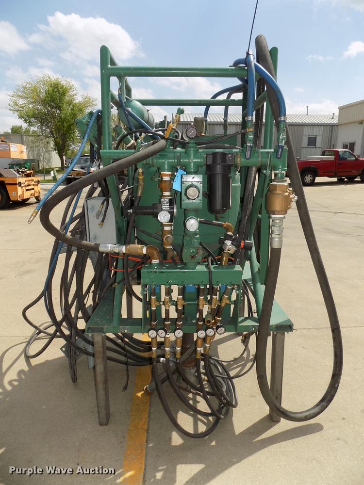 image for item DZ9712 2007 Abrasive Blast sandblaster