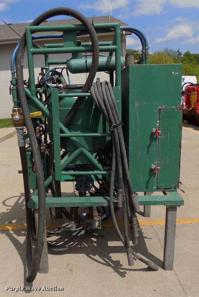 image for item DZ9712 2007 Abrasive Blast sandblaster