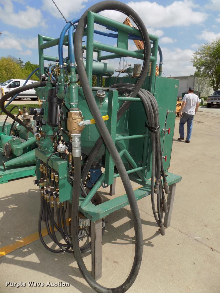 image for item DZ9712 2007 Abrasive Blast sandblaster