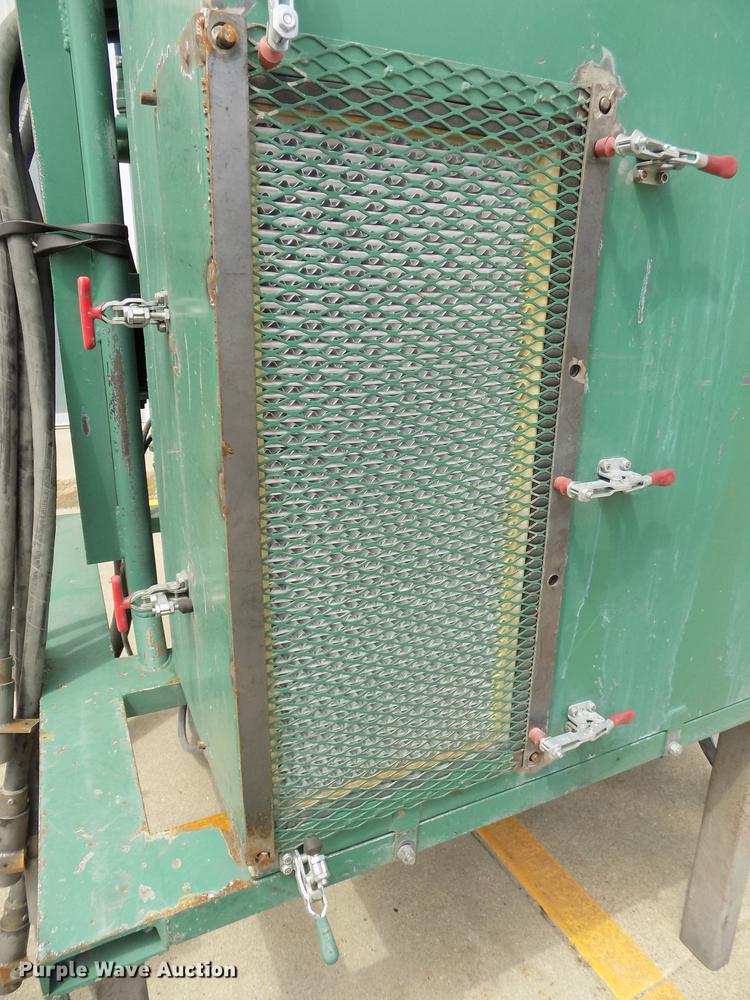 image for item DZ9712 2007 Abrasive Blast sandblaster