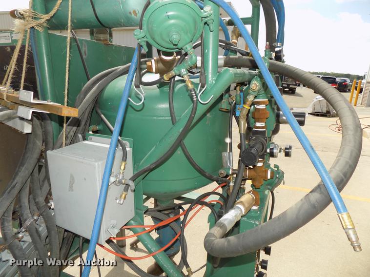 image for item DZ9712 2007 Abrasive Blast sandblaster