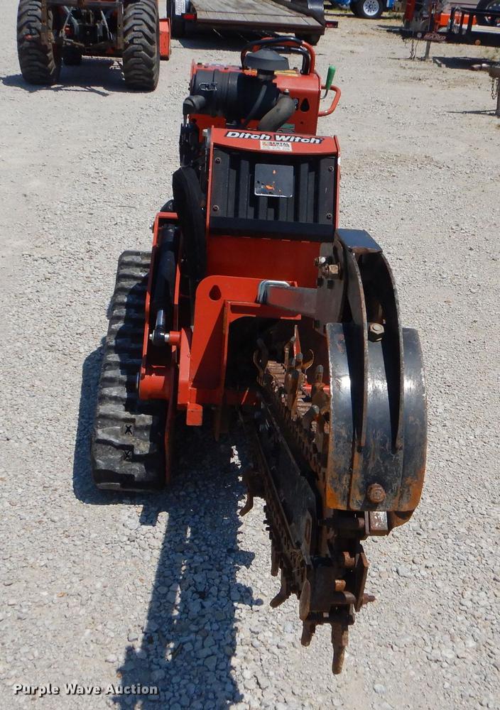 image for item ED9284 2016 Ditch Witch C24X trencher