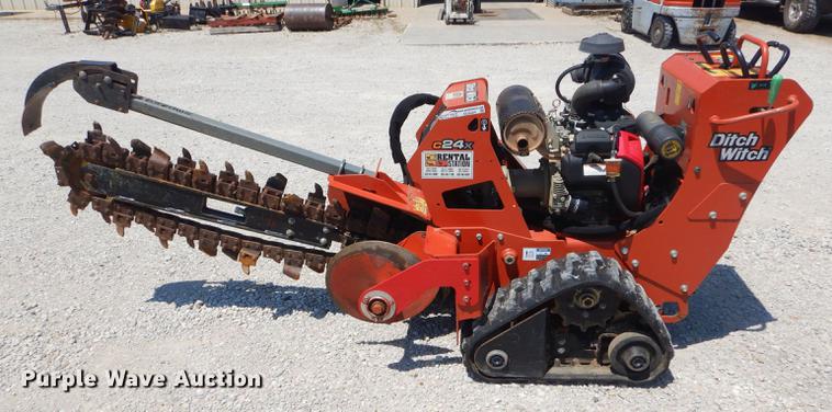 image for item ED9284 2016 Ditch Witch C24X trencher