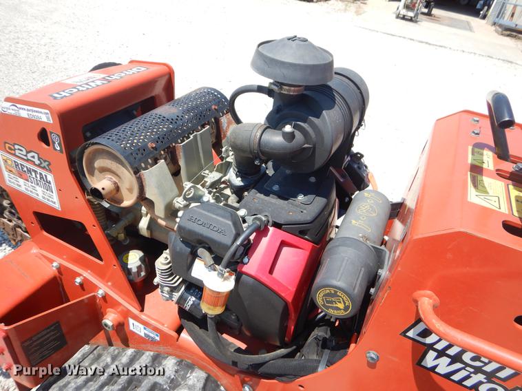 image for item ED9284 2016 Ditch Witch C24X trencher