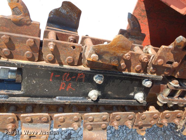 image for item ED9284 2016 Ditch Witch C24X trencher