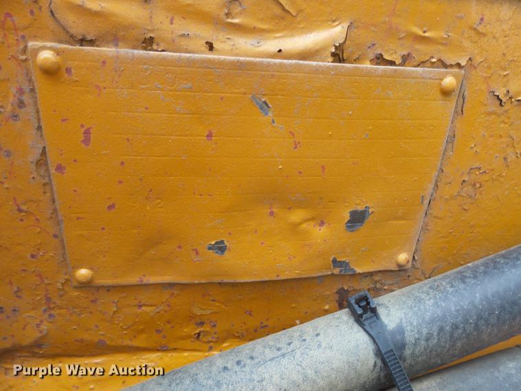 image for item EF9524 1972 Dresser TD20E dozer