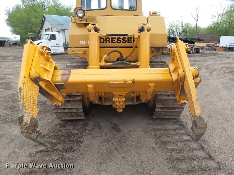 image for item EF9524 1972 Dresser TD20E dozer
