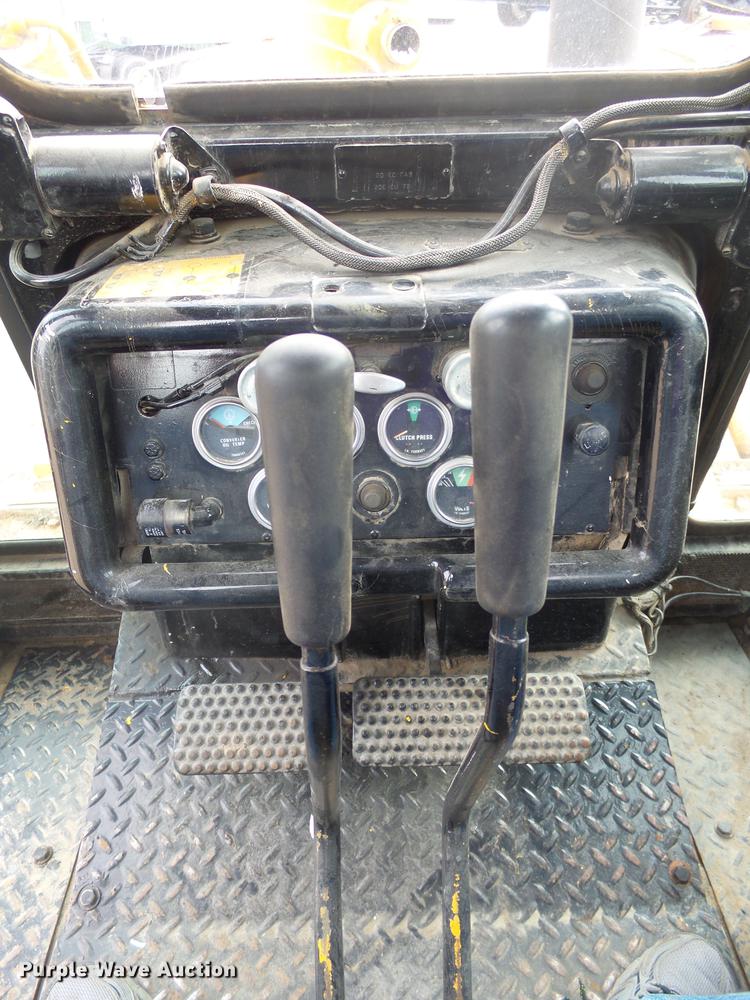 image for item EF9524 1972 Dresser TD20E dozer