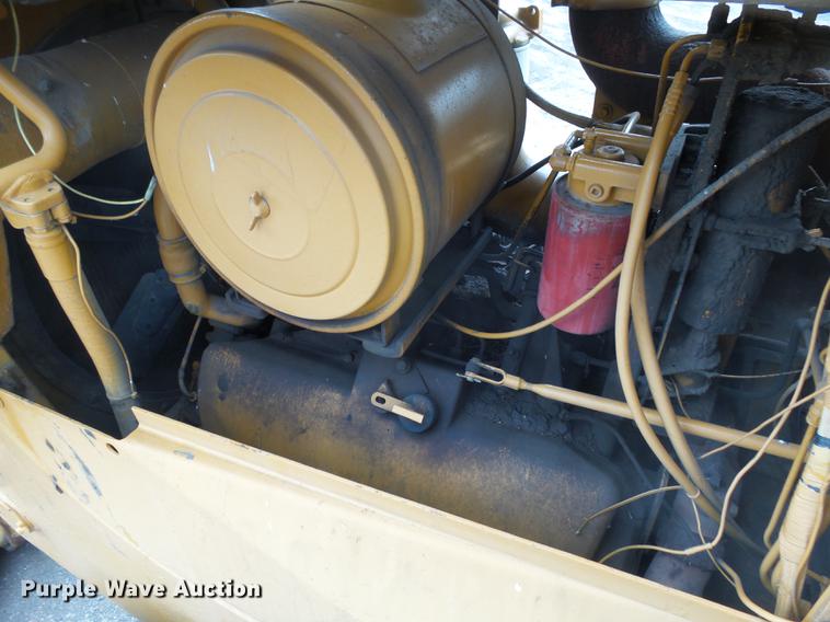 image for item EF9524 1972 Dresser TD20E dozer