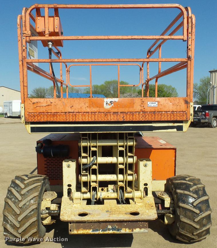 image for item EF9526 1998 JLG 33RTS scissor lift