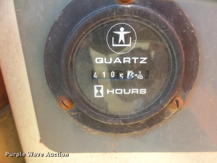 image for item EF9526 1998 JLG 33RTS scissor lift