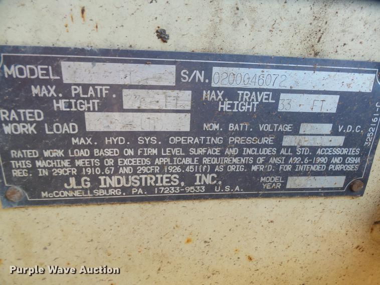 image for item EF9526 1998 JLG 33RTS scissor lift