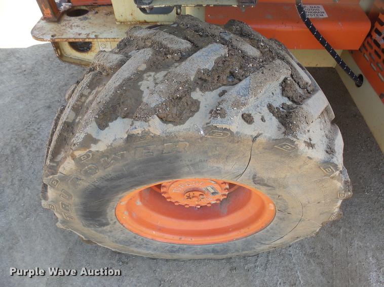 image for item EF9526 1998 JLG 33RTS scissor lift