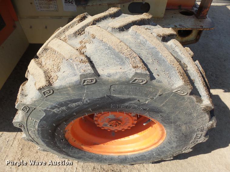 image for item EF9526 1998 JLG 33RTS scissor lift