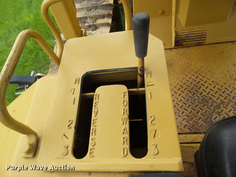 image for item EM9189 1977 Caterpillar D6D dozer
