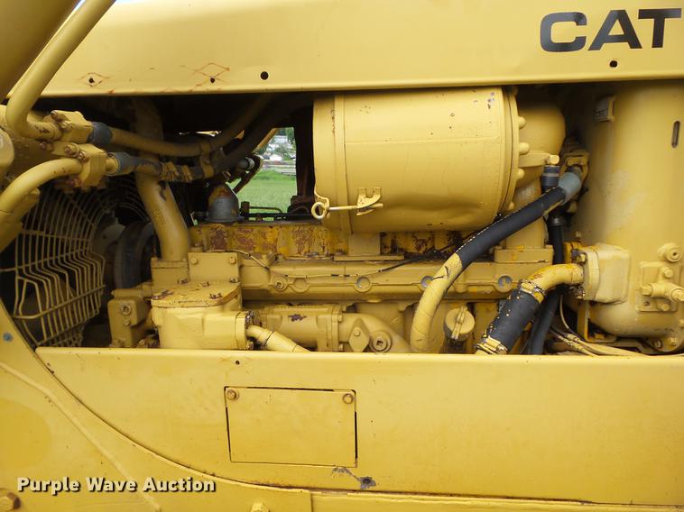 image for item EM9189 1977 Caterpillar D6D dozer