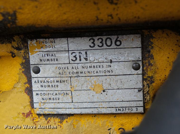 image for item EM9189 1977 Caterpillar D6D dozer