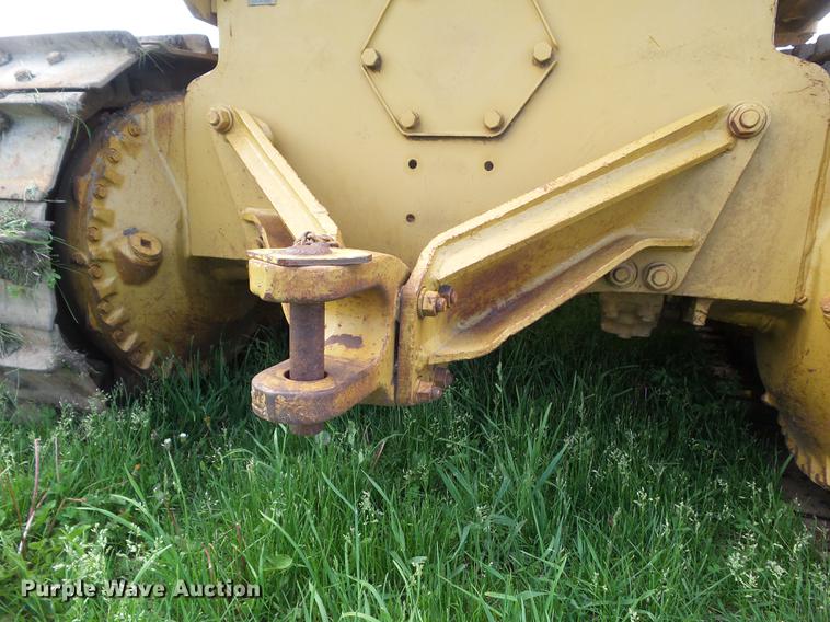 image for item EM9189 1977 Caterpillar D6D dozer