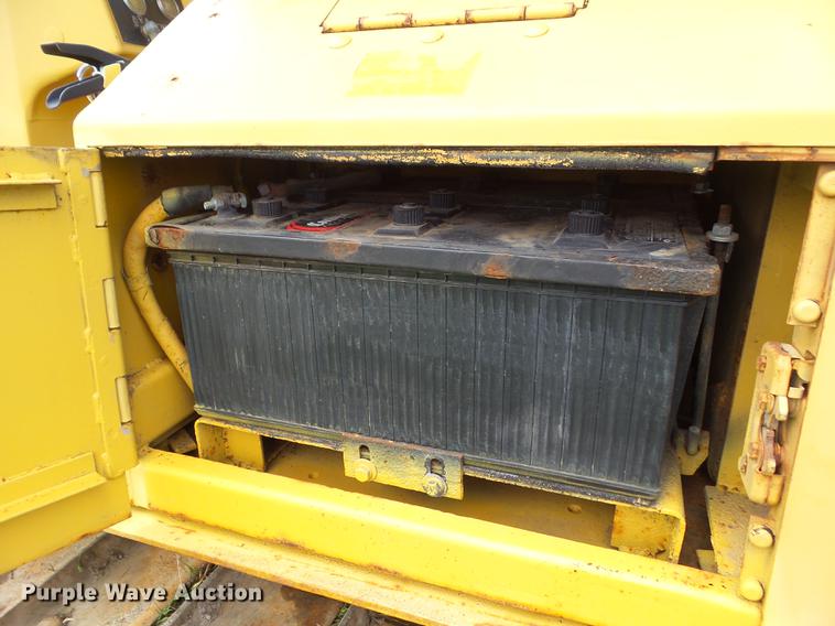 image for item EM9189 1977 Caterpillar D6D dozer