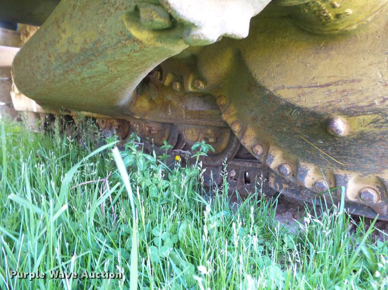 image for item EM9189 1977 Caterpillar D6D dozer