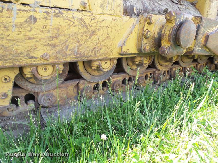 image for item EM9189 1977 Caterpillar D6D dozer